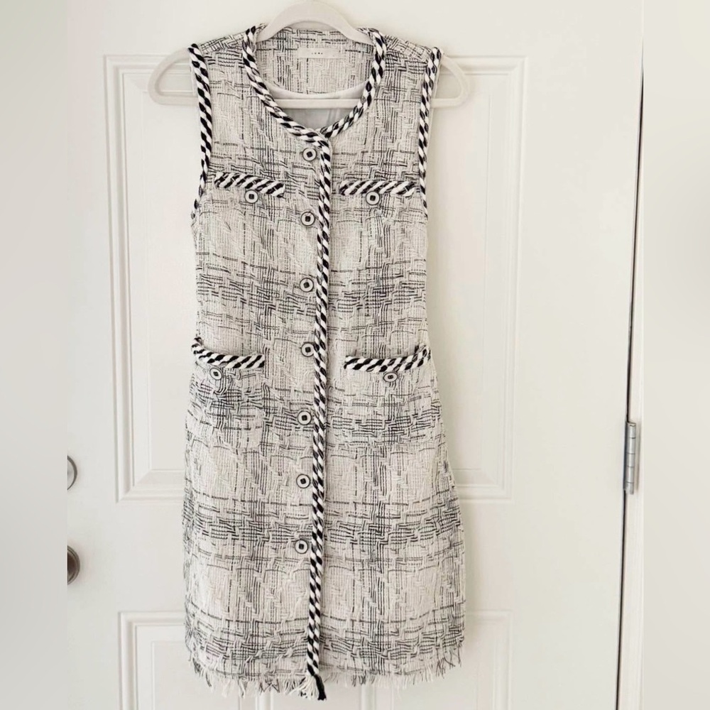 Sleeveless button up tweed dress with tie back by Luna size L